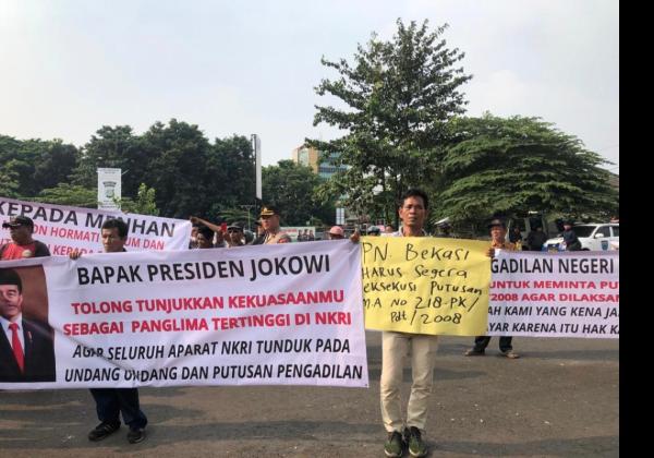 Datangi Pengadilan Negeri Bekasi, Ahli Waris Tanah Tol Jatikarya Tuntut Ganti Rugi yang Belum Dibayarkan