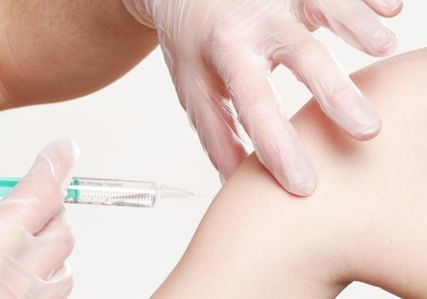Anak Mengalami Keluhan Pasca Vaksinasi?