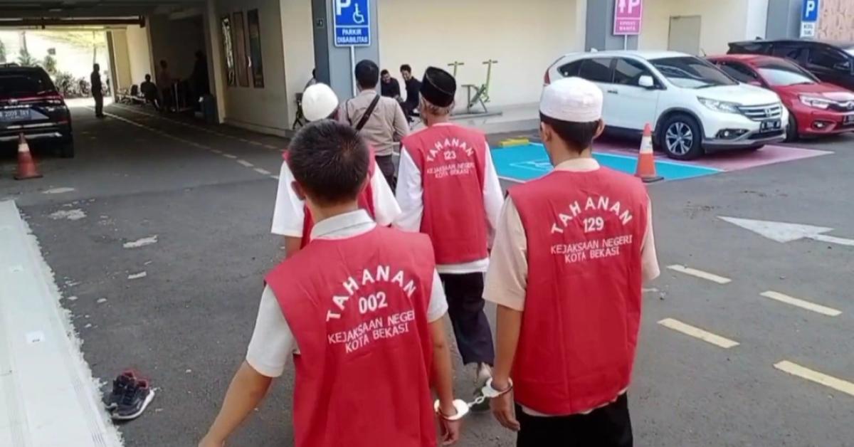 Ini Penjelasan Saksi Penjual Racun Tikus yang Dibeli Wowon CS Dalam Persidangan di Pengadilan Negeri Bekasi