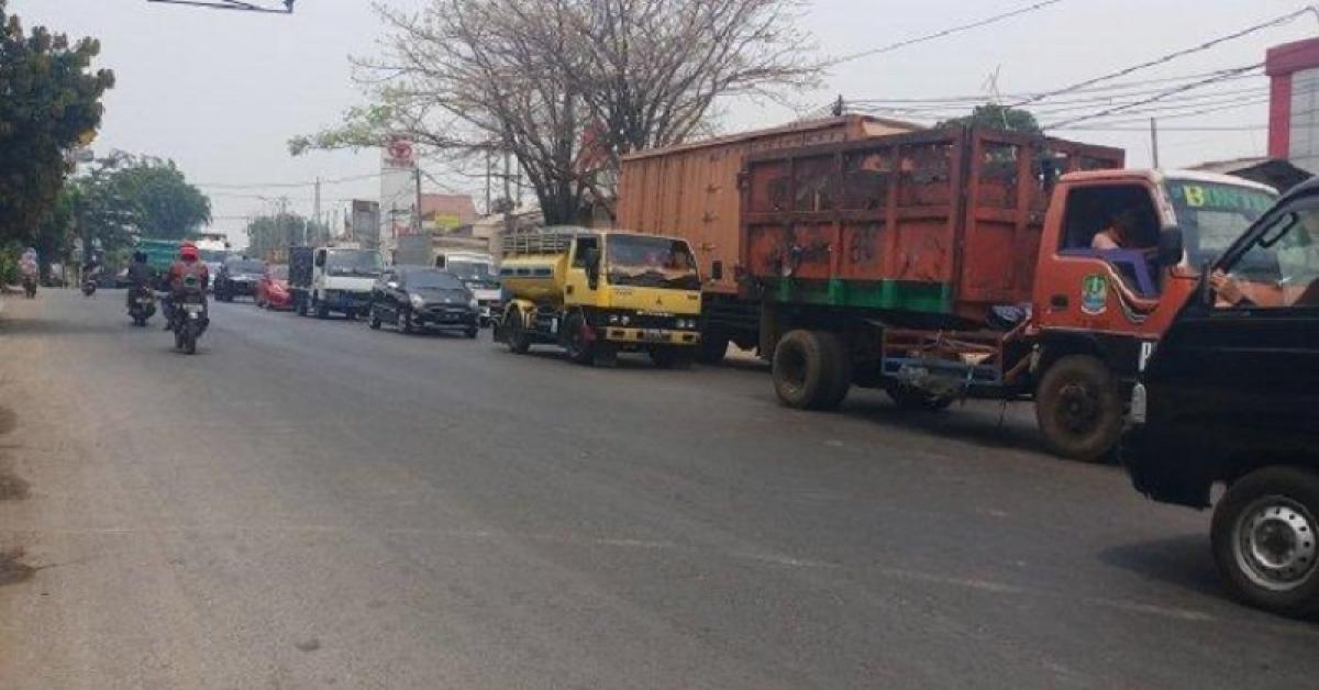 Sering Terjadi Kecelakaan, Pemprov Jabar Diminta Segera Lakukan Perbaikan Jalan Narogong