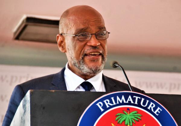 Haiti Chaos, Perdana Menteri Ariel Henry Mundur