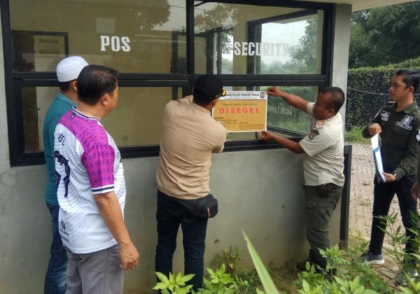 Buntut Aduan Konsumen ke DPRD, Perumahan Bhuvana Village Regency Tangerang Disegel Satpol PP