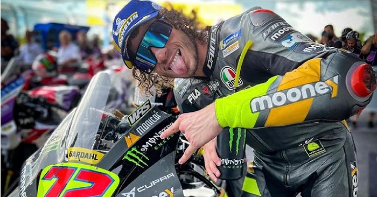 Cedera Karena Terjatuh, Marco Bezzecchi Jalani Operasi Tulang Selangka