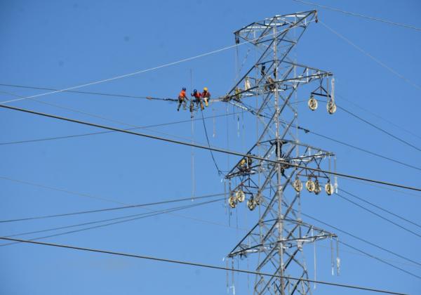 PLN Siapkan Pembangunan Transmisi Listrik Jawa-Bali, Target Proyek Rampung 2025 