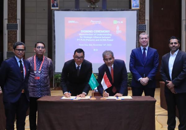Terus Realisasikan Kolaborasi Global, PLN Kembangkan Energi Bersih Bersama ACWA Power