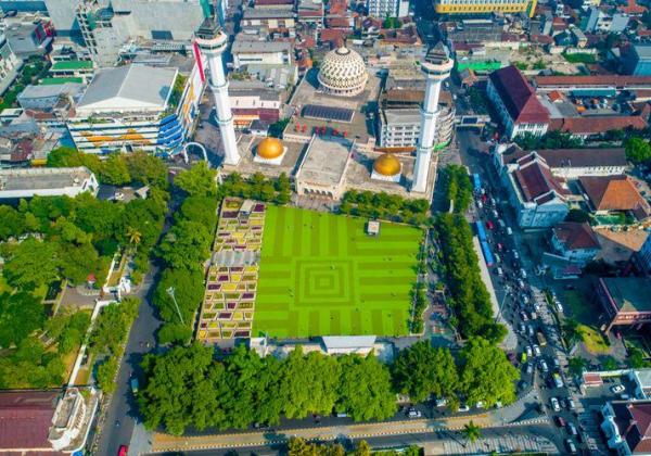 Jelang Peringatan Hari Jadi Bandung Ke-214, Pemkot Akan Tata Kawasan Alun-Alung Bandung
