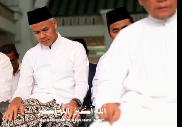 Ganjar Pranowo Muncul di Klip Azan Magrib TV, Loyalis Anies Ungkit Politik Identitas: Bangke!! 