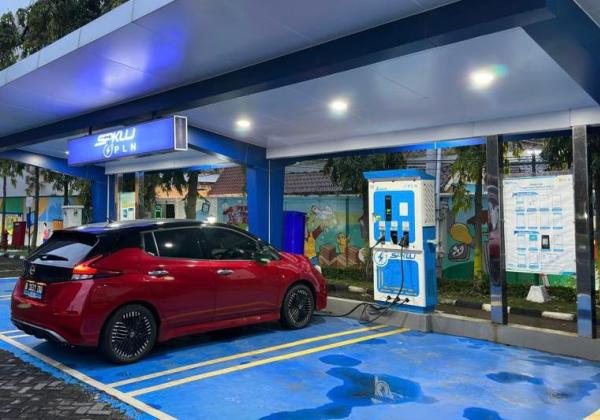 Perkuat Ekosistem Kendaraan Listrik, PLN Gandeng 4 Perusahaan Bangun Charging Station
