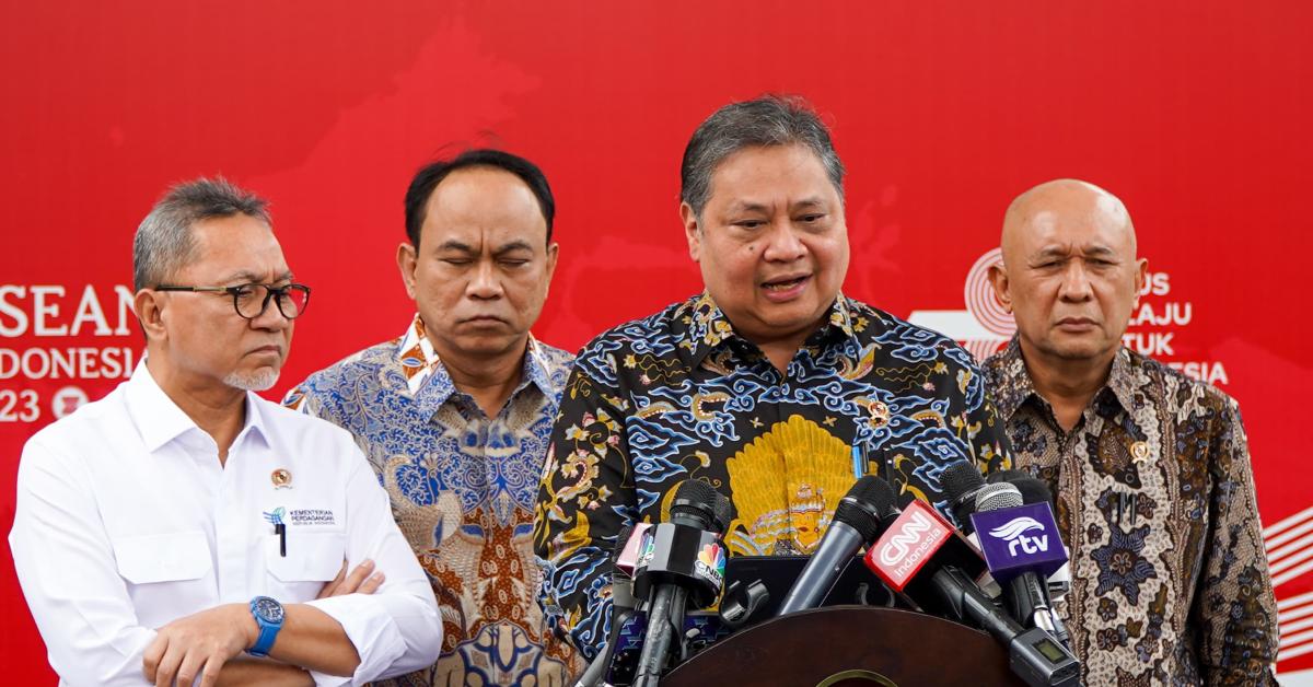 Pasar Tradisional Dibanjiri Produk Asing, Menko Airlangga: Pemerintah Lakukan Pengetatan Impor Barang