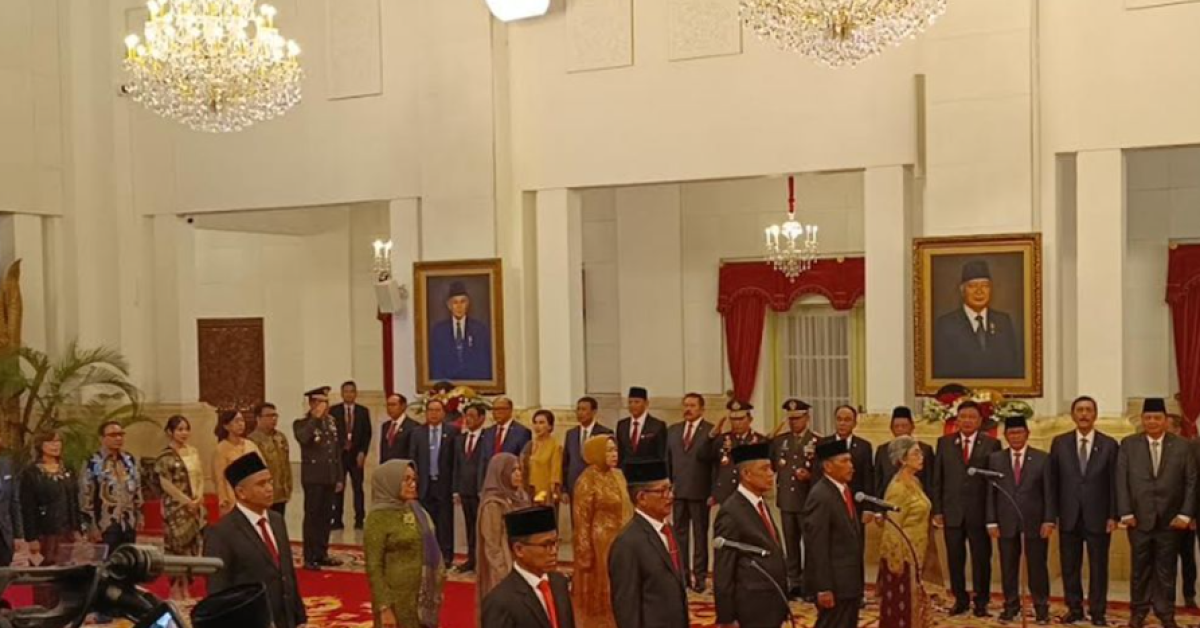 Jokowi Resmi Lantik 9 Anggota Komisi Kejaksaan, Ada Eks Wartawan, Ini Daftarnya
