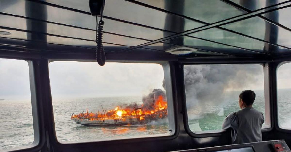 Kapal Terbakar di Selat Malaka, Seorang ABK Tewas