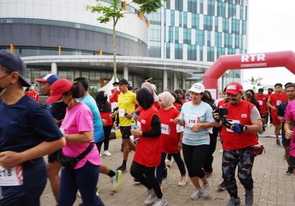 Universitas Esa Unggul Gelar Run To Recycle di Tangerang