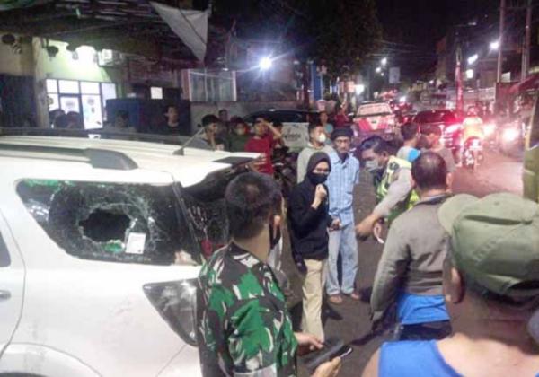 Toyota Rush Tabrak Sejumlah Pengendara Motor Hingga Terpental