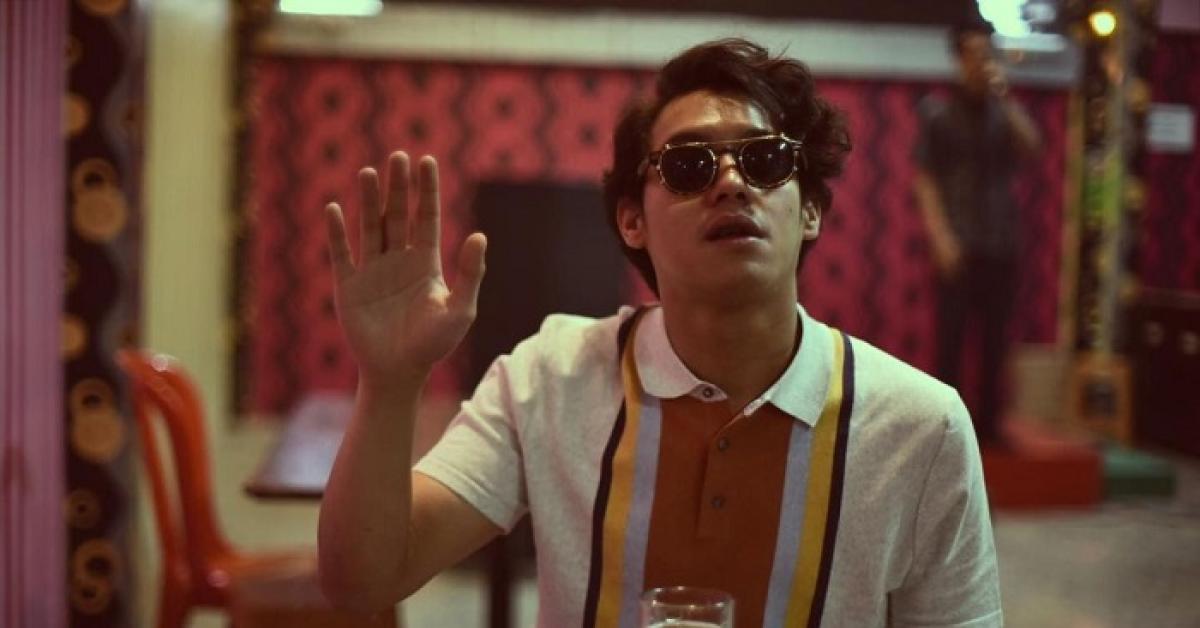 Dicolek Saat Manggung, Ardhito Pramono Ambil Handphone Penonton