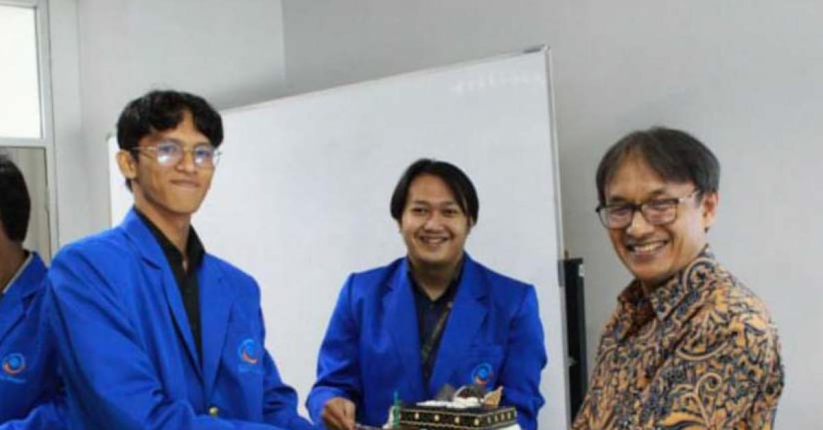 Komunitas Robotik Esa Unggul Gelar Pelantikan Pengurus Periode 2023-2024