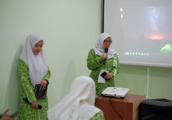 Universitas BSI Sharing Ilmu Video Editing Capcut ke Puluhan Perempuan Fatayat NU 