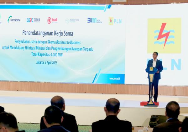 Dukung Hilirisasi Industri, PLN Ajak 5 Mitra Strategis Bangun Kelistrikan Berbasis EBT