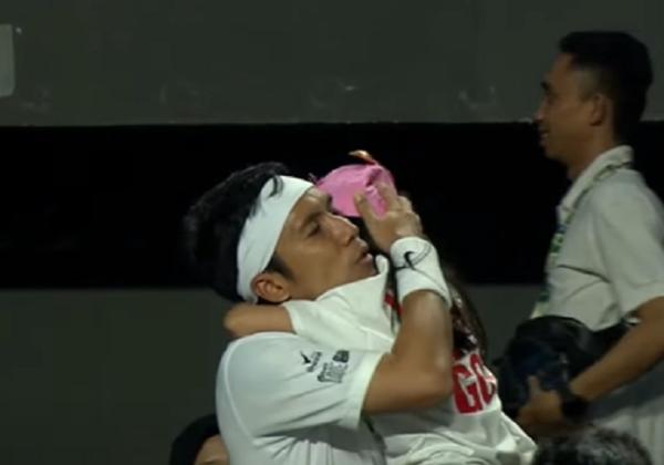 Sedih! Ini Momen Desta Peluk Anak Perempuannya Pasca Kalah dari Raffi Ahmad di 'Tiba-Tiba Tenis'