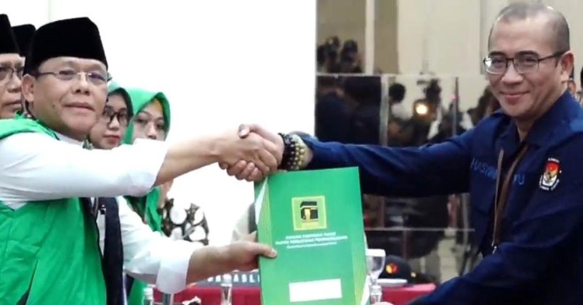 Serahkan Daftar Bakal Caleg ke KPU, Plt Ketum PPP: Semoga Hasil Pemilu 2024 Jadi Pesta Rakyat Sesungguhnya 