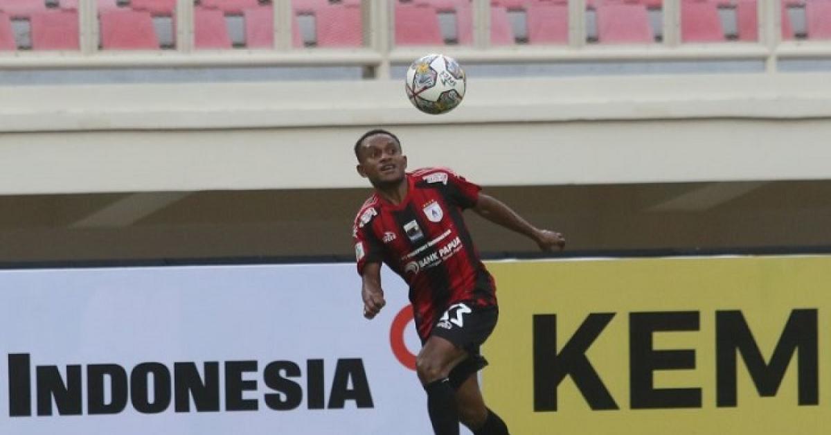 Dua Pemain Persipura Jayapura Resmi Dipinjam Klub Liga 1 Indonesia