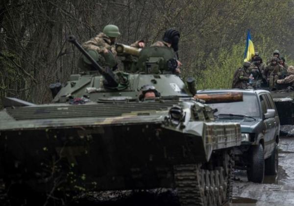 Ukraina Terkini, Rusia Minta Tentara Terjebak di Pabrik Menyerah, hingga 120 Warga Sipil Tinggalkan Rumah