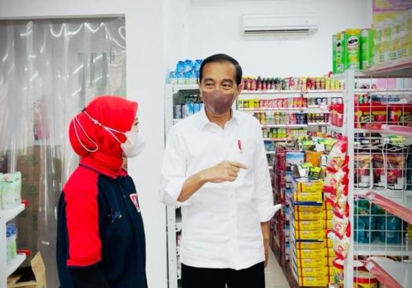 Masuk Minimarket Minyak Goreng Kosong, Jokowi: Nanti Minyaknya Datang Lagi?, Penjual: Gak Mesti...