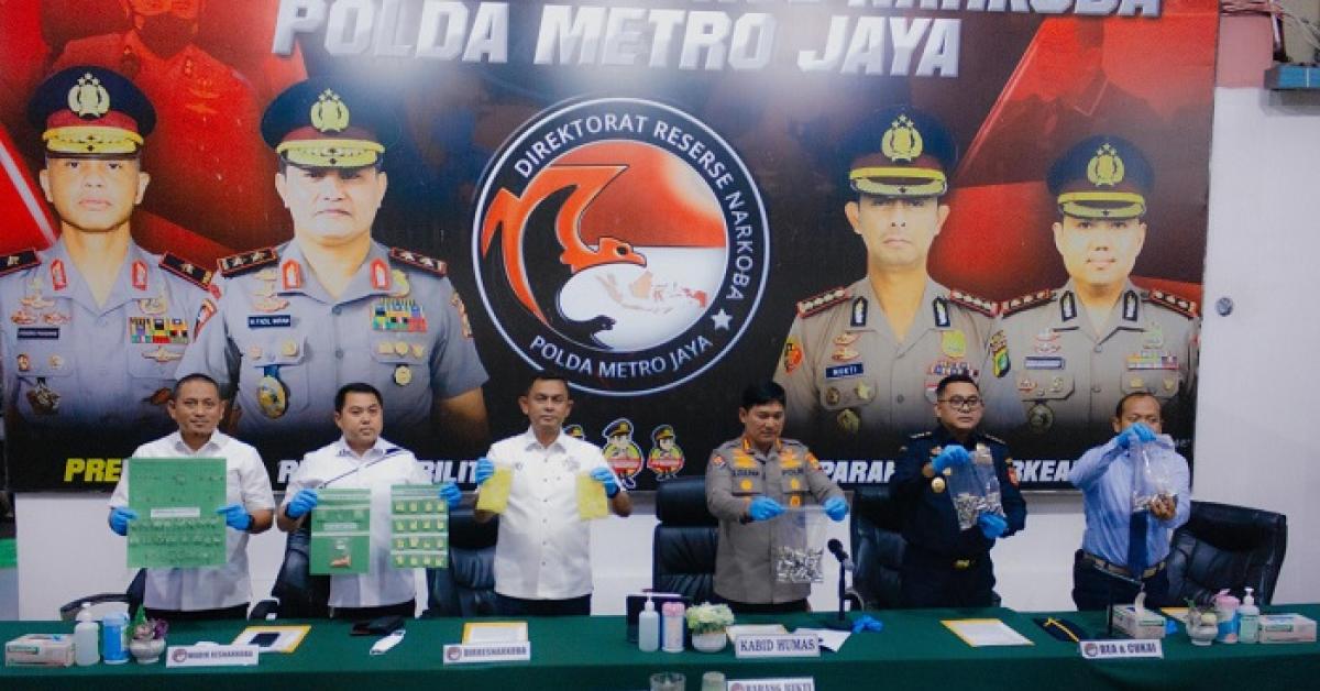 Bea Cukai dan Polri Gagalkan Penyelundupan 1,2 Kg Kokain Bermodus Swallow