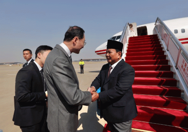 Prabowo Blak-Blakan Bahwa Pak Joko Widodo Telah Menyiapkan Dirinya Jadi Presiden