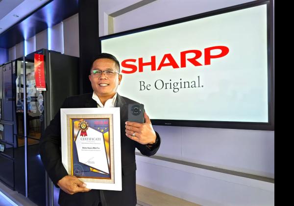 Sharp AQUOS R8s pro Raih Penghargaan The Best Camera for Flagship Smartphone Versi Selular Editor’s Choice 2023