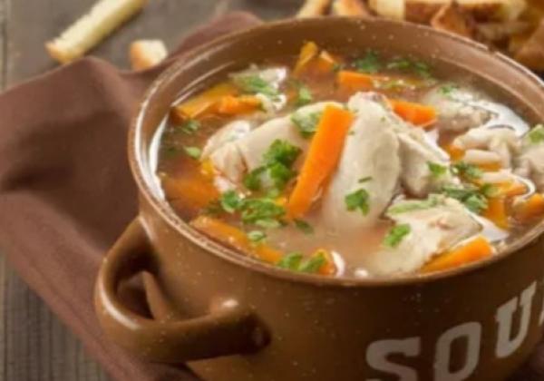 Resep Sop Ayam Bening ala Klaten untuk Melegakan Hidung Tersumbat, Gak Ribet Bun!