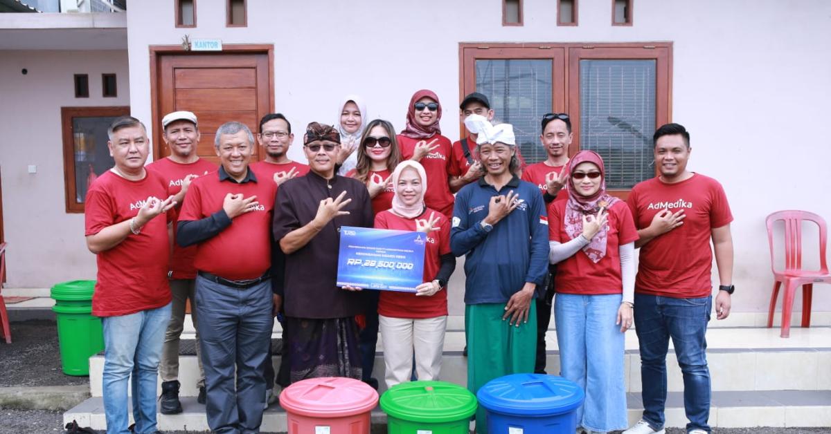 AdMedika Dukung Program Kelestarian Lingkungan Hidup di Desa Adat Kedonganan Bali