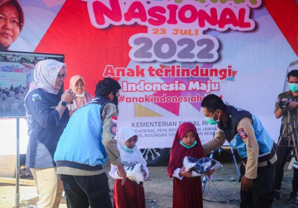 Peringati HAN, Kemensos Berbagi dengan Anak-Anak Korban di Pengungsian Gempa Majene