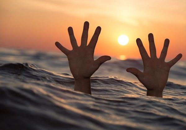 Anak Hilang saat Berenang di Kali Bekasi Dicari Selama 12 Jam, Ditemukan Cuma 5 Meter dari Lokasi Awal 