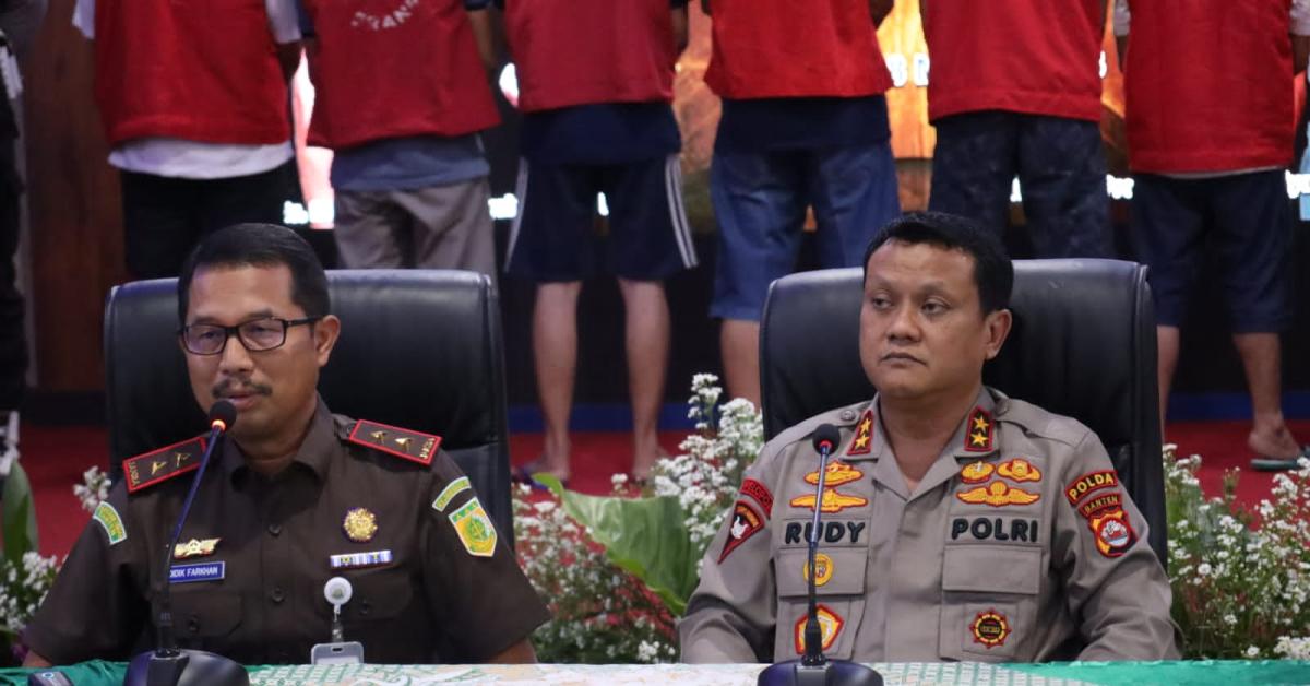 Polda Banten Bidik Tersangka Baru.  Kasus Repacking Beras Bulog 