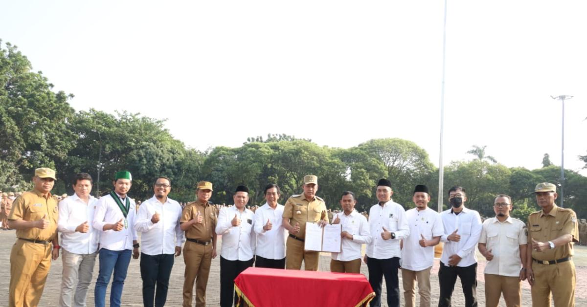 Wali Kota Bekasi Tandatangani Kerja Sama dan Serahkan Beberapa Penghargaan