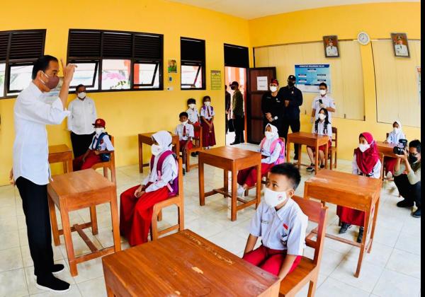Jokowi: Dunia Didera Ketidakpastian oleh Krisis, Pandemi, atau Perang, tapi Pendidikan Tak Boleh Terabaikan