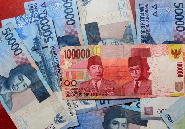 Rupiah Ditutup Menguat, Bank Indonesia Pertahankan Suku Bunga Acuan