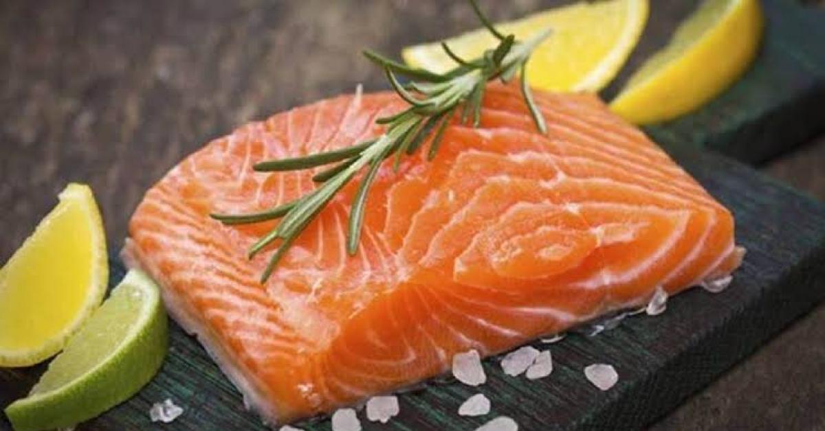 7 Manfaat Mengonsumsi Ikan Salmon Bagi Kesehatan Tubuh, Kalian Wajib Tau!