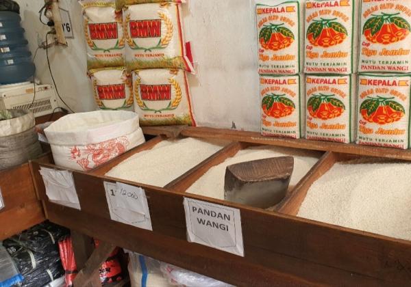 Harga Beras Naik, Pengusaha Warteg di Kota Bekasi Dilema Tentukan Porsi Nasi
