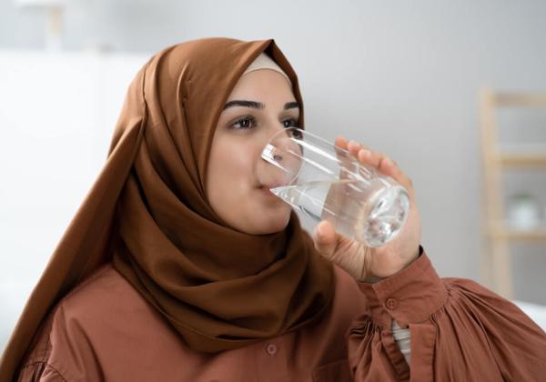 Ramadan Tiba, Catet ya, Bukan Berbukalah dengan yang Manis, Tapi Awali dengan Minum Air Putih 