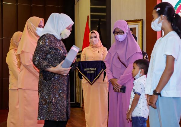 Cegah Kanker Serviks, Kemnaker Gelar Tes IVA