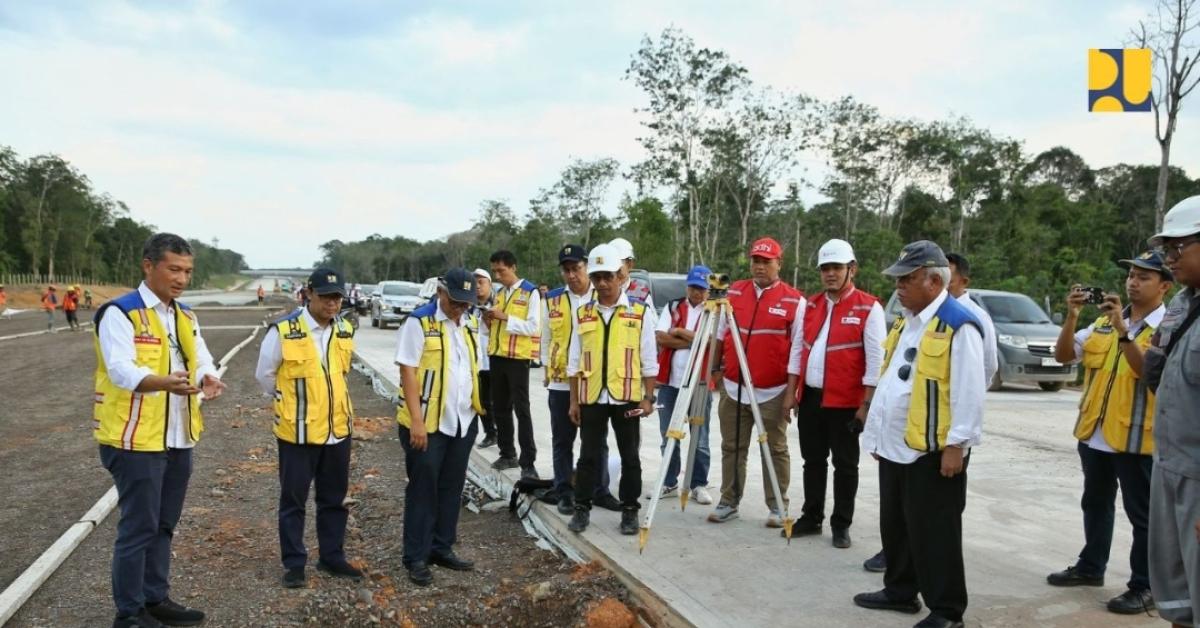 Tinjau Ruas Tol Palembang - Betung, Menteri Basuki: Tuntas Awal 2025