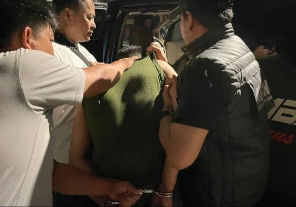 Melawan saat Ditangkap, Polisi Tembak Pelaku Penusuk Imam Masjid di Kebon Jeruk