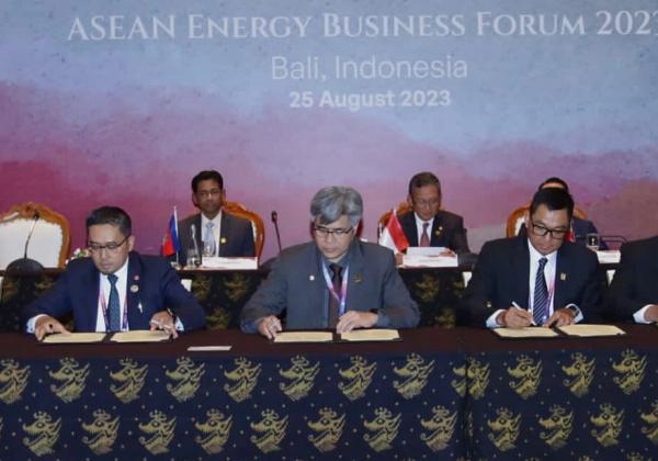 Kolaborasi Dengan ACE, PLN Gandeng 2 Perusahaan Listrik Malaysia Kembangkan Sistem Interkoneksi Antar Negara
