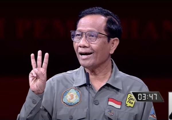 Bawa Terus Surat Pengunduran Diri, Mahfud Ingin Sampaikan Langsung ke Jokowi