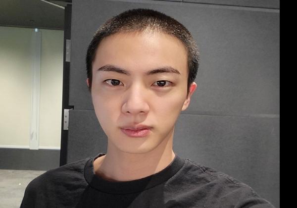 Potongan Rambut Baru, Jin BTS Jalani Wajib Milter