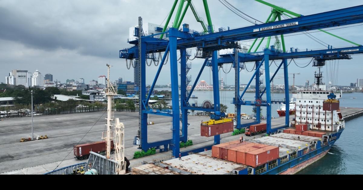 Potret Terminal Petikemas New Makassar, Green Port Berbasis Listrik PLN Yang Hemat Biaya Operasional