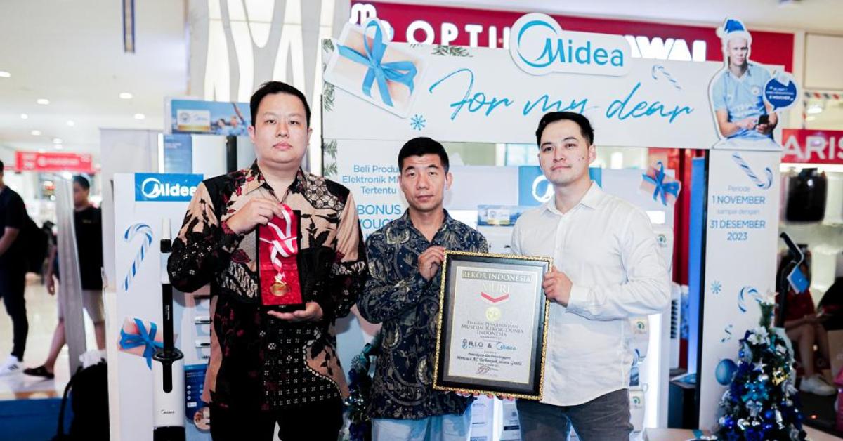 Tembus Rekor Muri! Gandeng AIO Store, Midea Cuci AC Gratis Sebanyak 2000 Unit Milik Konsumen