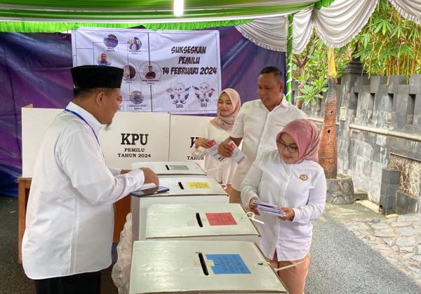 Ketua DPC PDIP Kota Bekasi Dapat Laporan Surat Suara Sudah Tercoblos, Tri Adhianto: Dijaga Demokrasinya