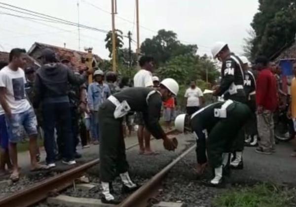 Penjelasan PT KAI Terkait Anggota Kodim 0820 Probolinggo Tewas Tertabrak Kereta Bersama Dua Anaknya